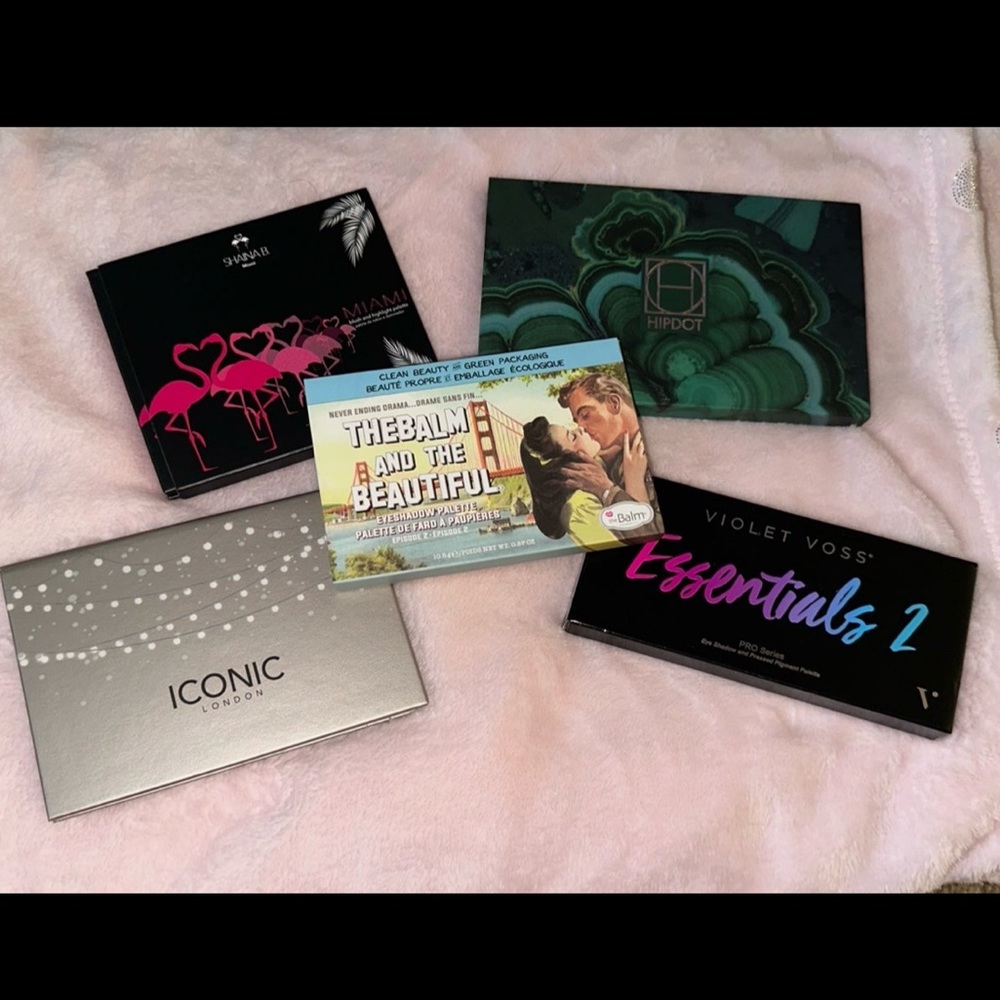 Eyeshadow and Face Palette Bundle